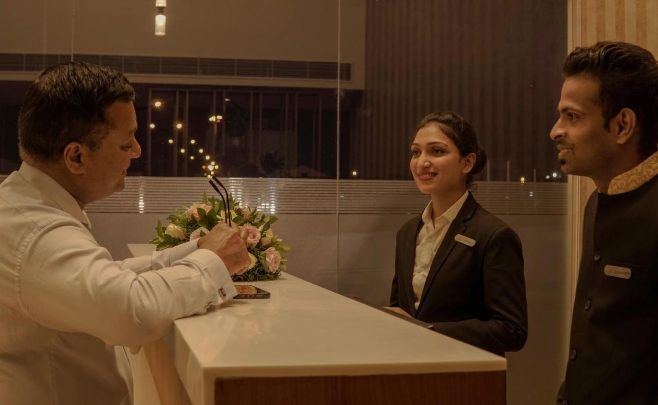 Florida Airport Hotel Kochi Недумбасери Екстериор снимка